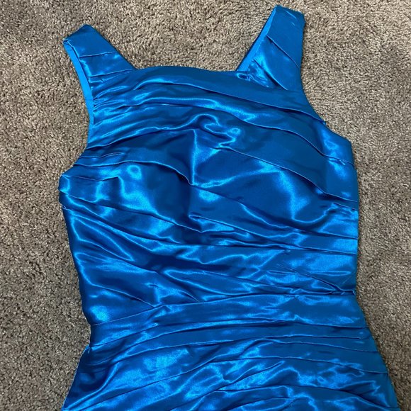 Aqua blue satin dress - Picture 10 of 12